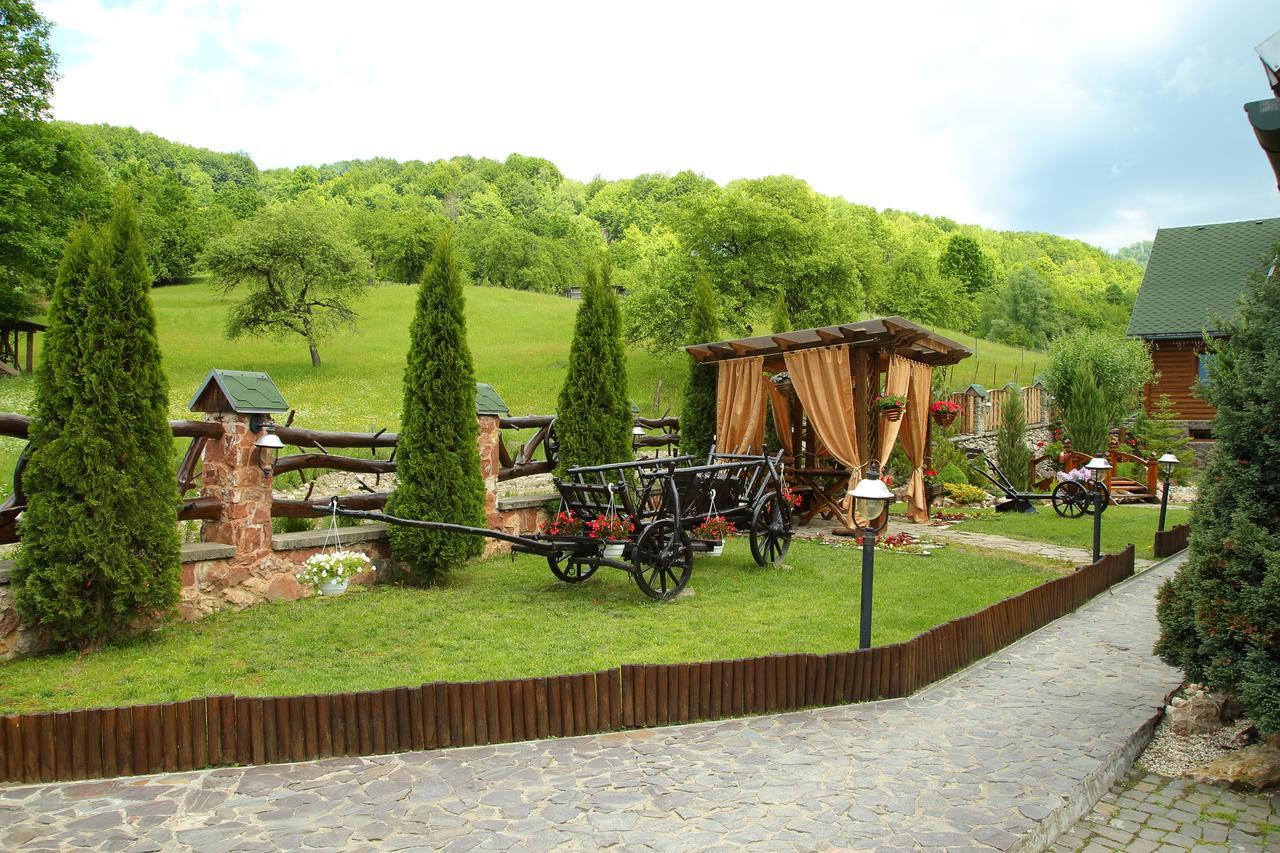 Ski Complex Velikiy Kalyny エクステリア 写真