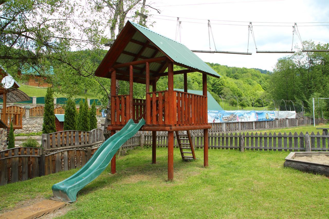 Ski Complex Velikiy Kalyny エクステリア 写真
